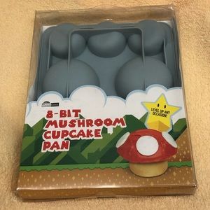 Mushroom Cupcake Pan - Gray